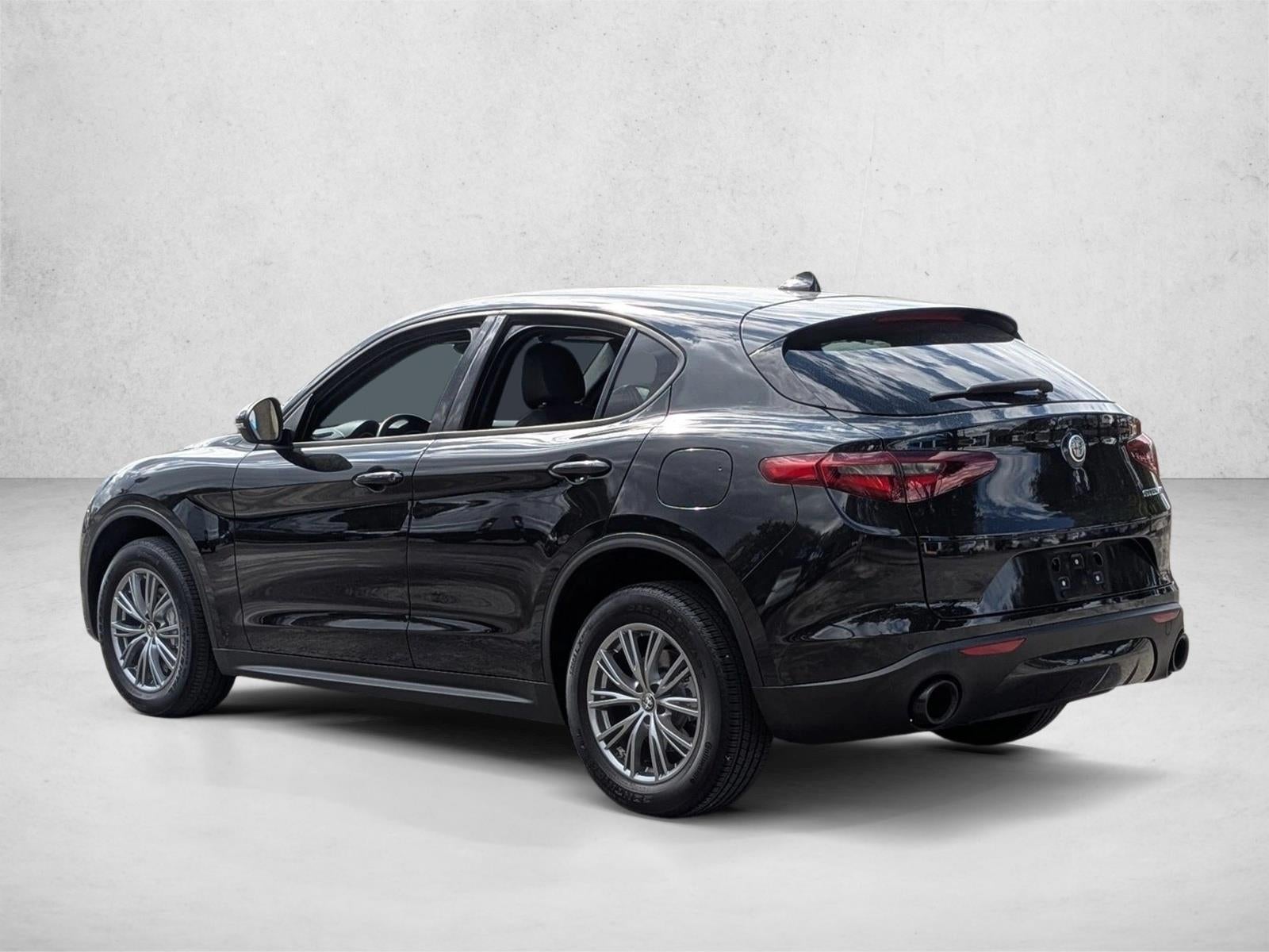 2023 Alfa Romeo Stelvio Sprint