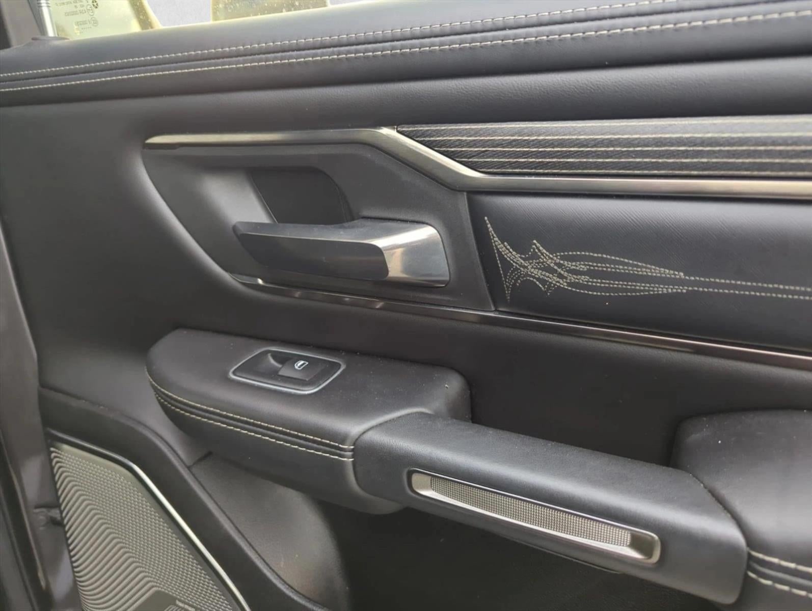 2020 RAM 1500 Limited Crew Cab 4x4 6'4" Box