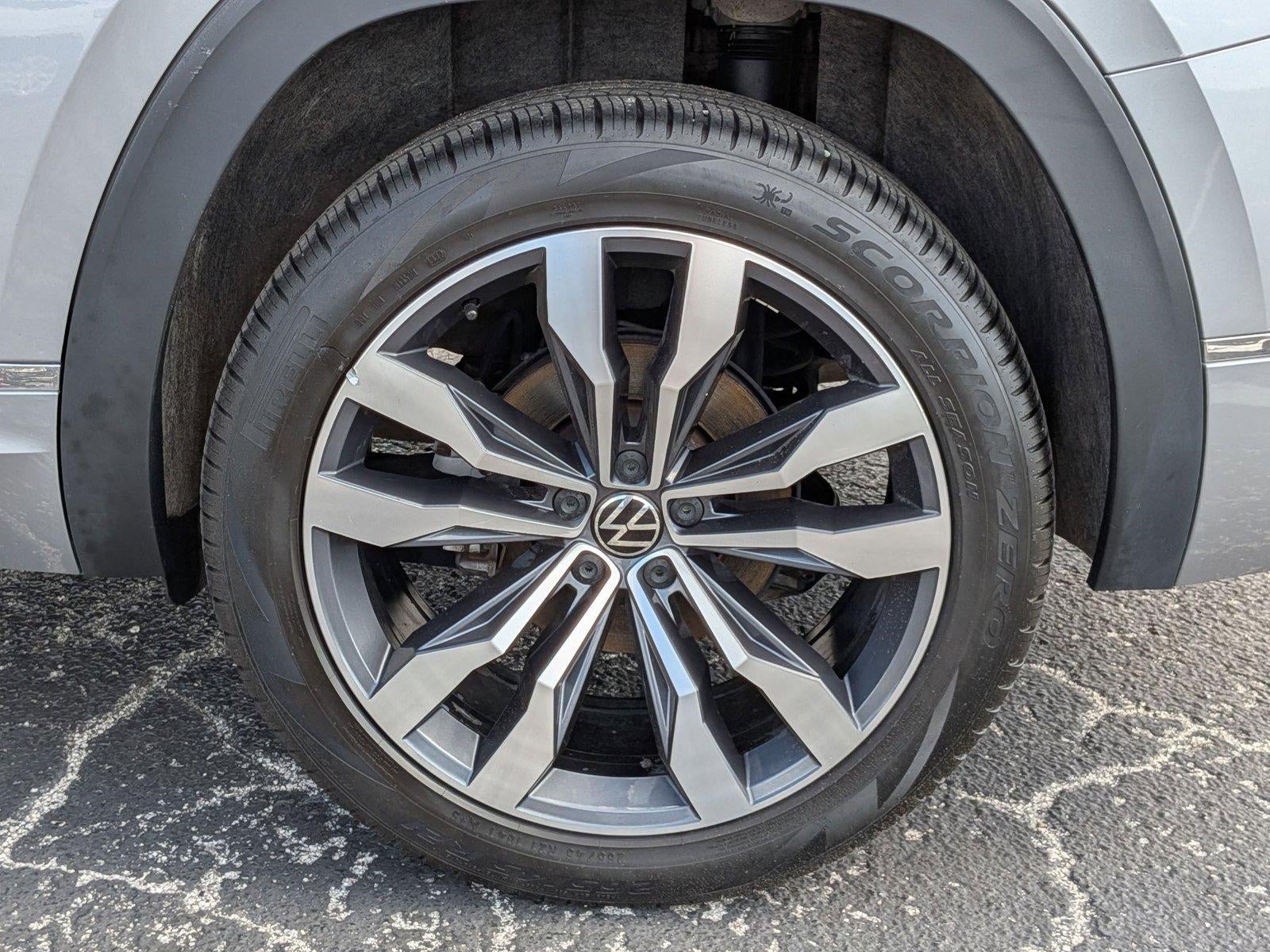 2023 Volkswagen Atlas 3.6L V6 SEL Premium R-Line