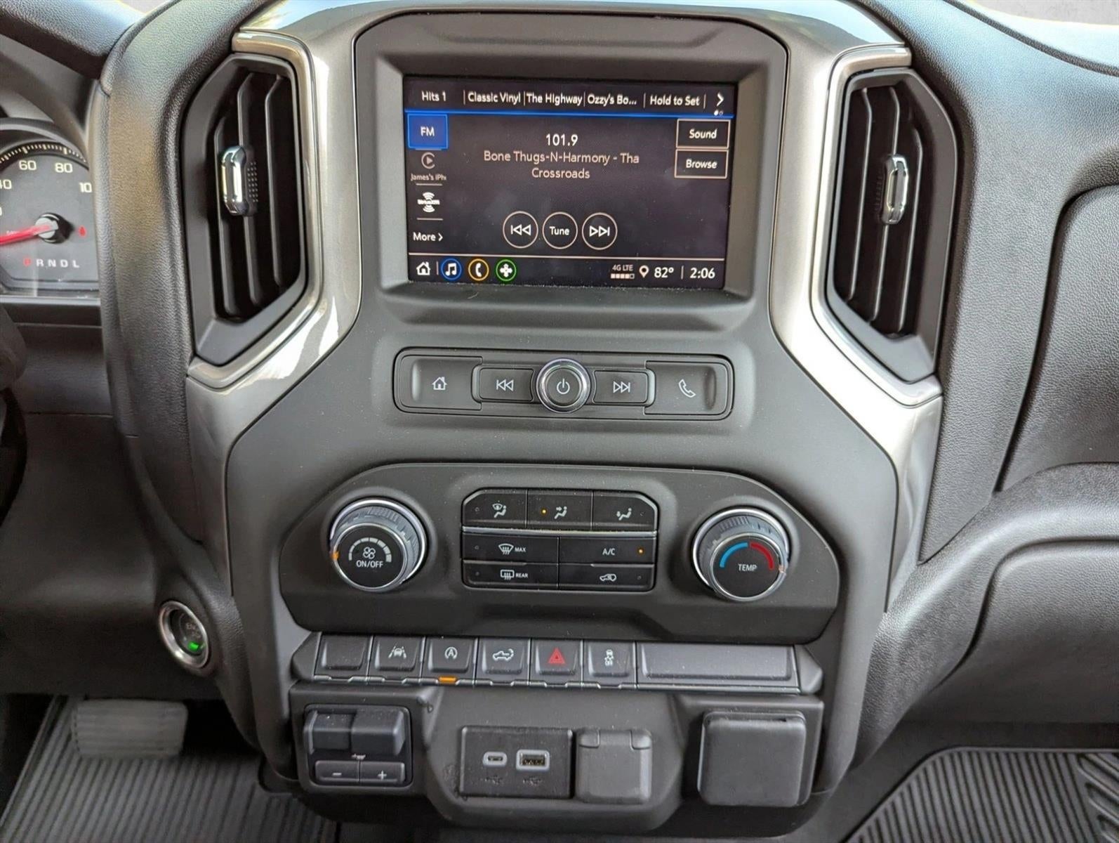 2025 Chevrolet Silverado 1500 Custom