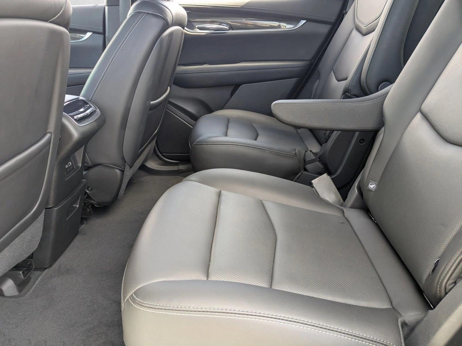 2021 Cadillac XT6 Sport