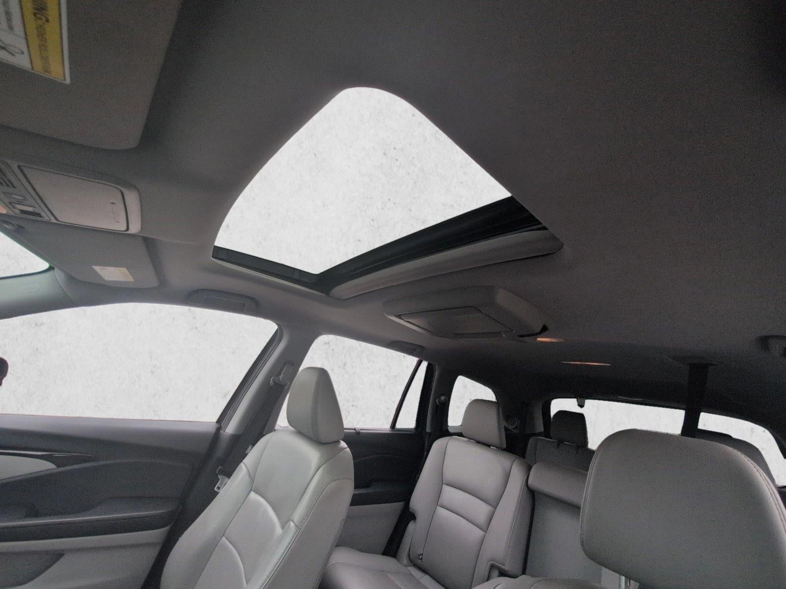 2020 Honda Pilot Touring 8-Passenger