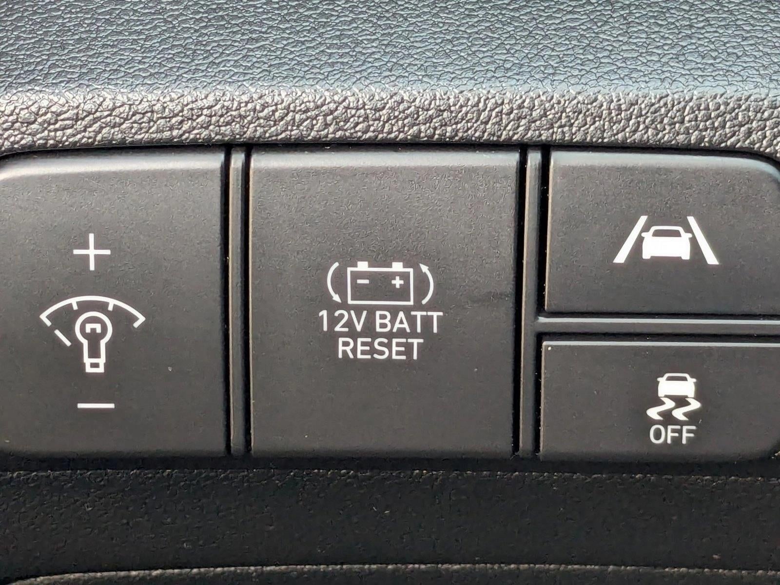 2022 Hyundai Elantra Hybrid Blue