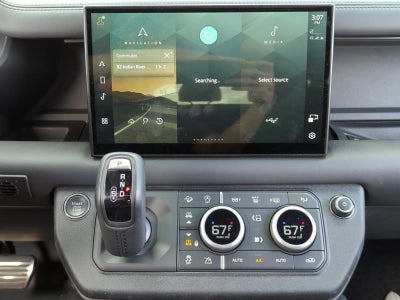 2024 Land Rover Defender V8