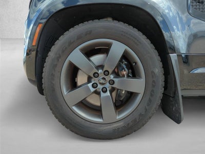 2024 Land Rover Defender V8