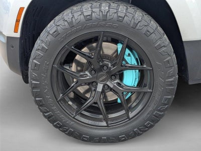 2020 Land Rover Defender SE