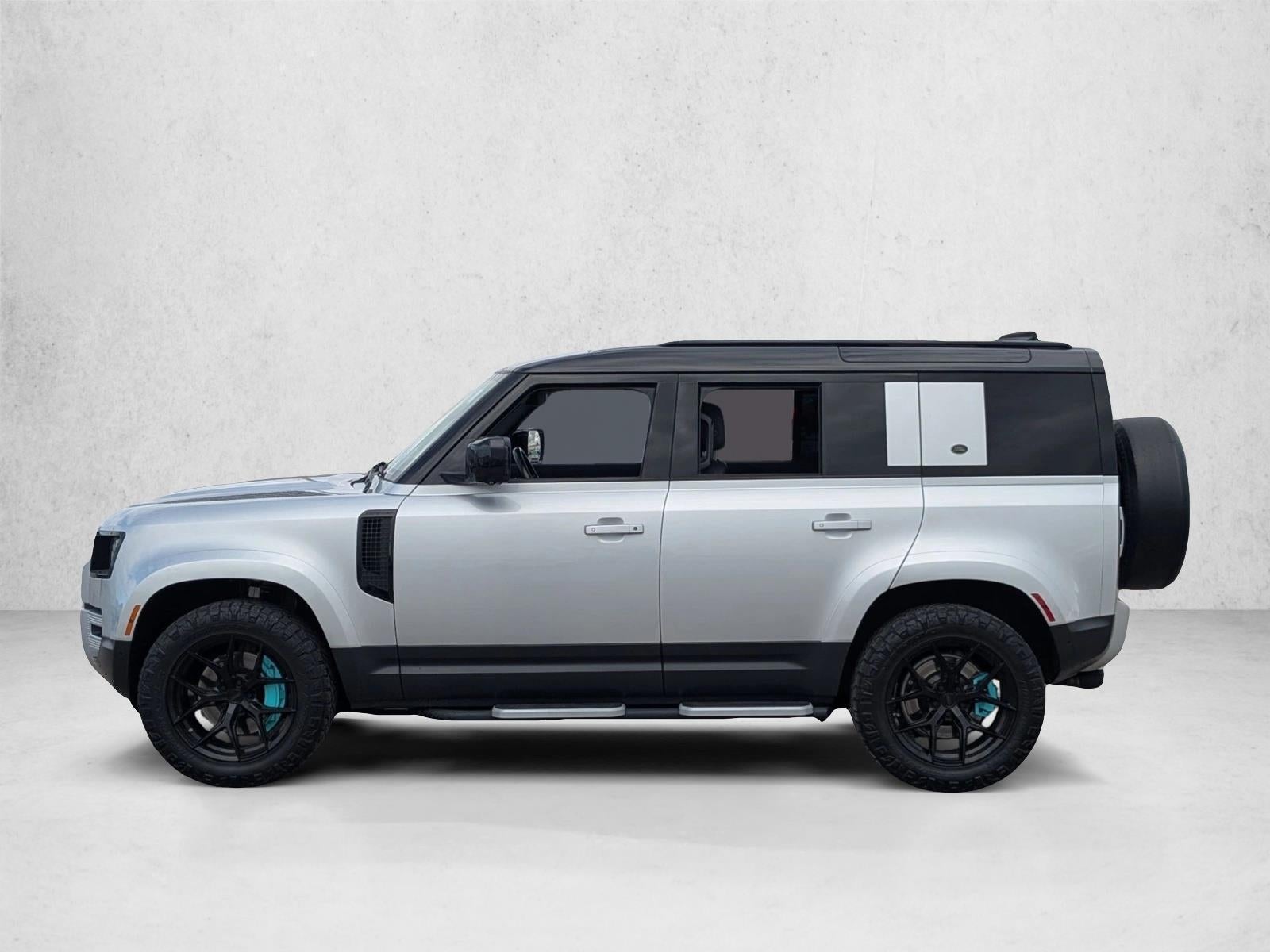 2020 Land Rover Defender SE