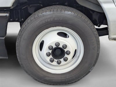 2024 Ford E-Series Cutaway Base