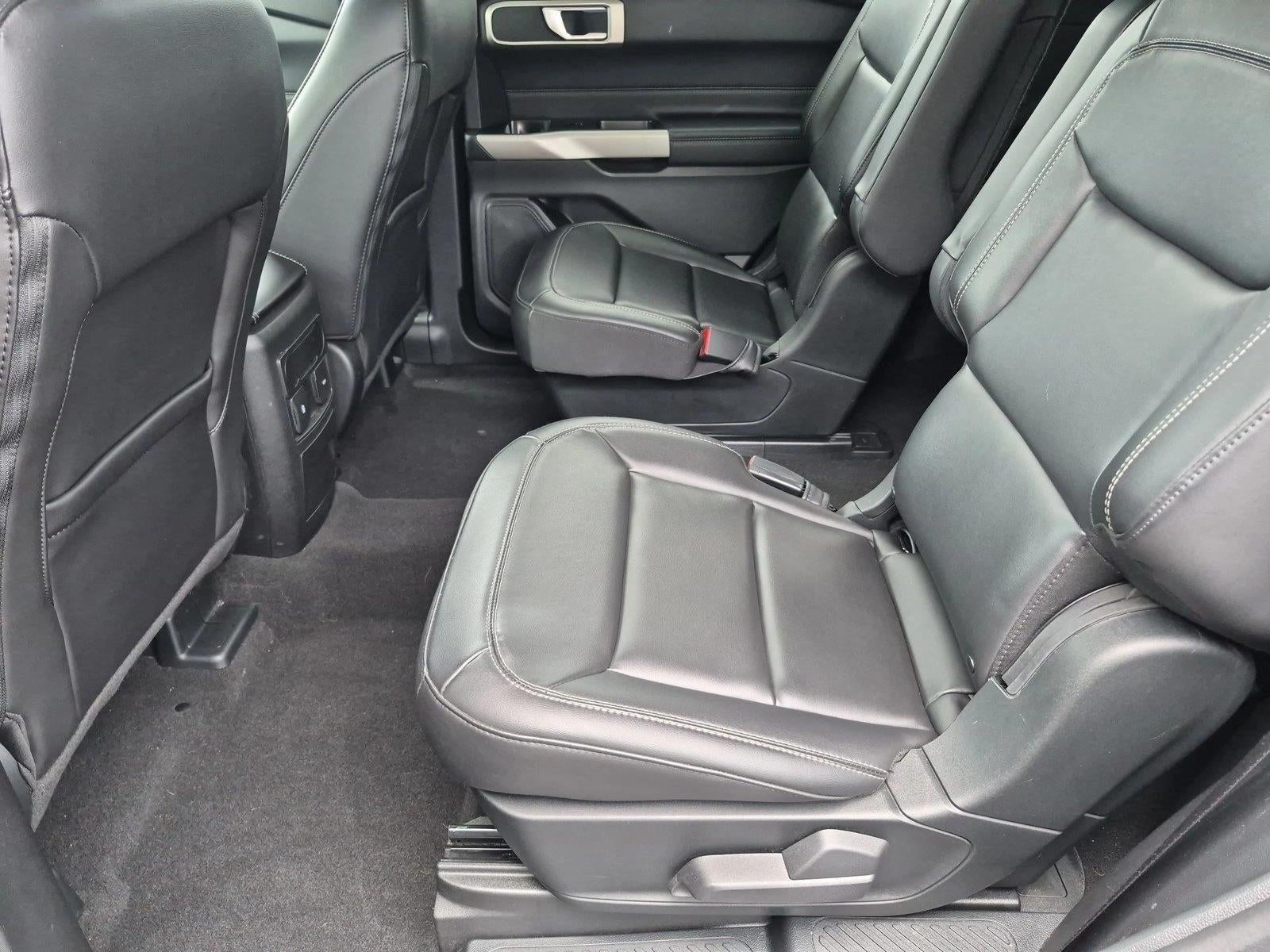 2023 Ford Explorer XLT - Photo 19