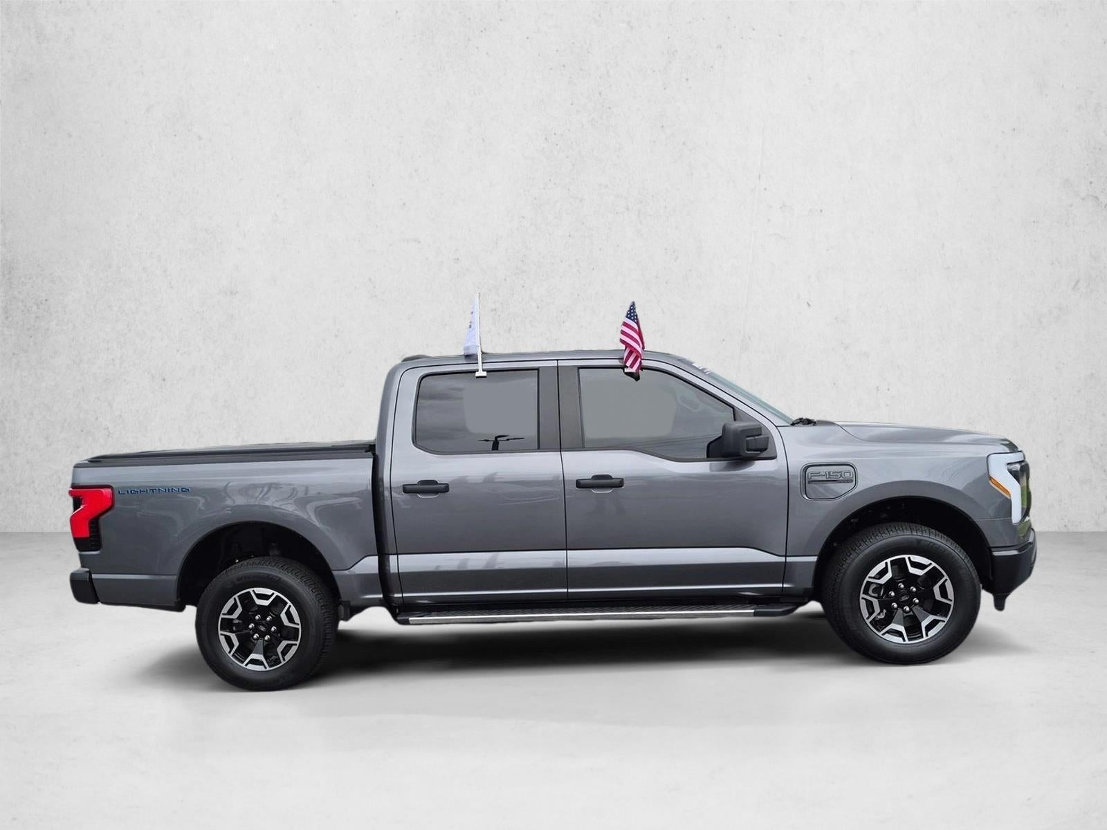 2023 Ford F-150 Lightning Pro