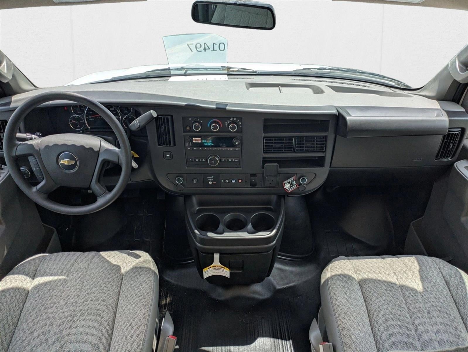 2025 Chevrolet Express Cutaway 3500 Base