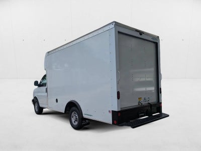 2025 Chevrolet Express Cutaway 3500 Base