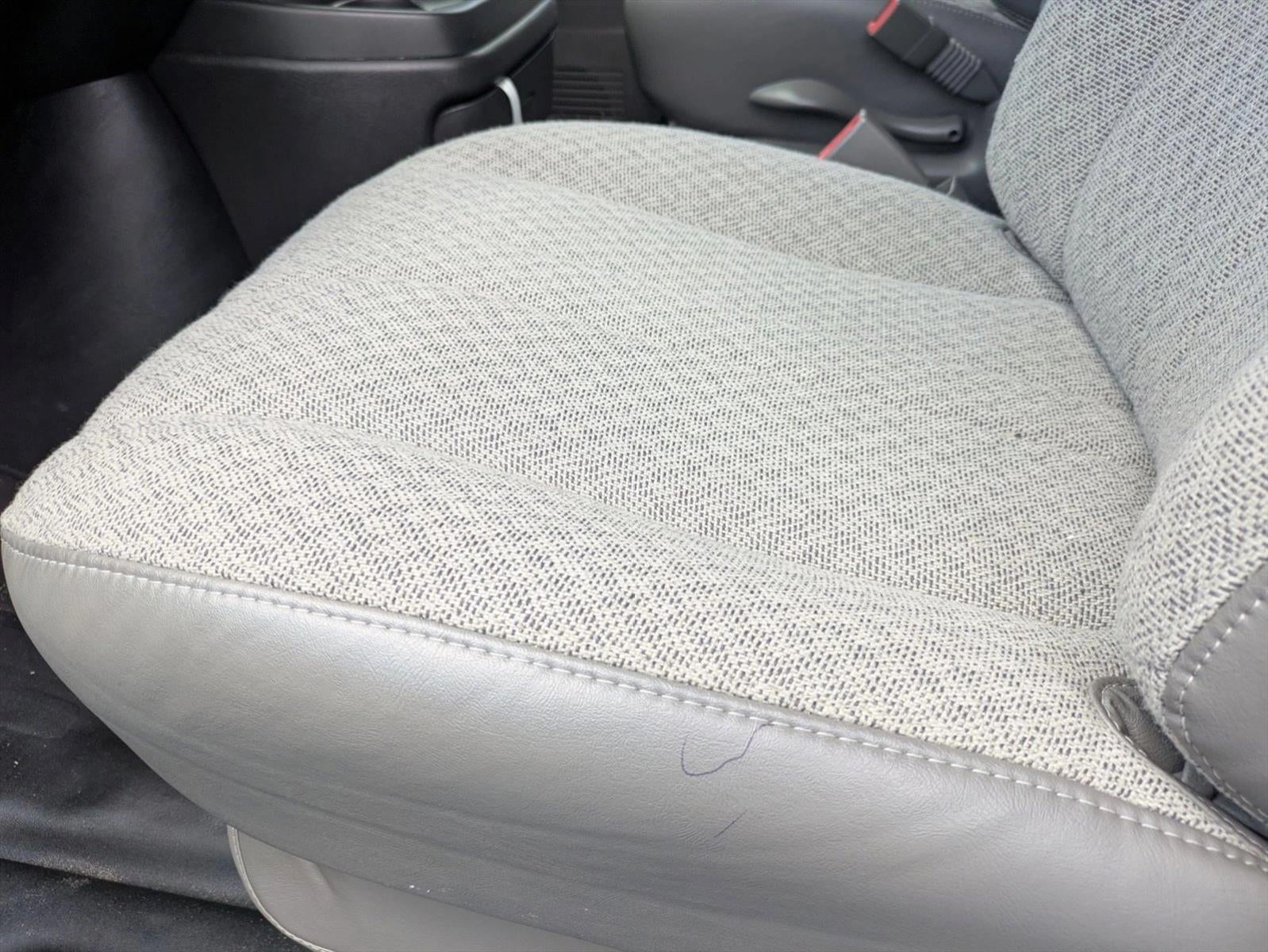 2025 Chevrolet Express Cutaway 3500 Base