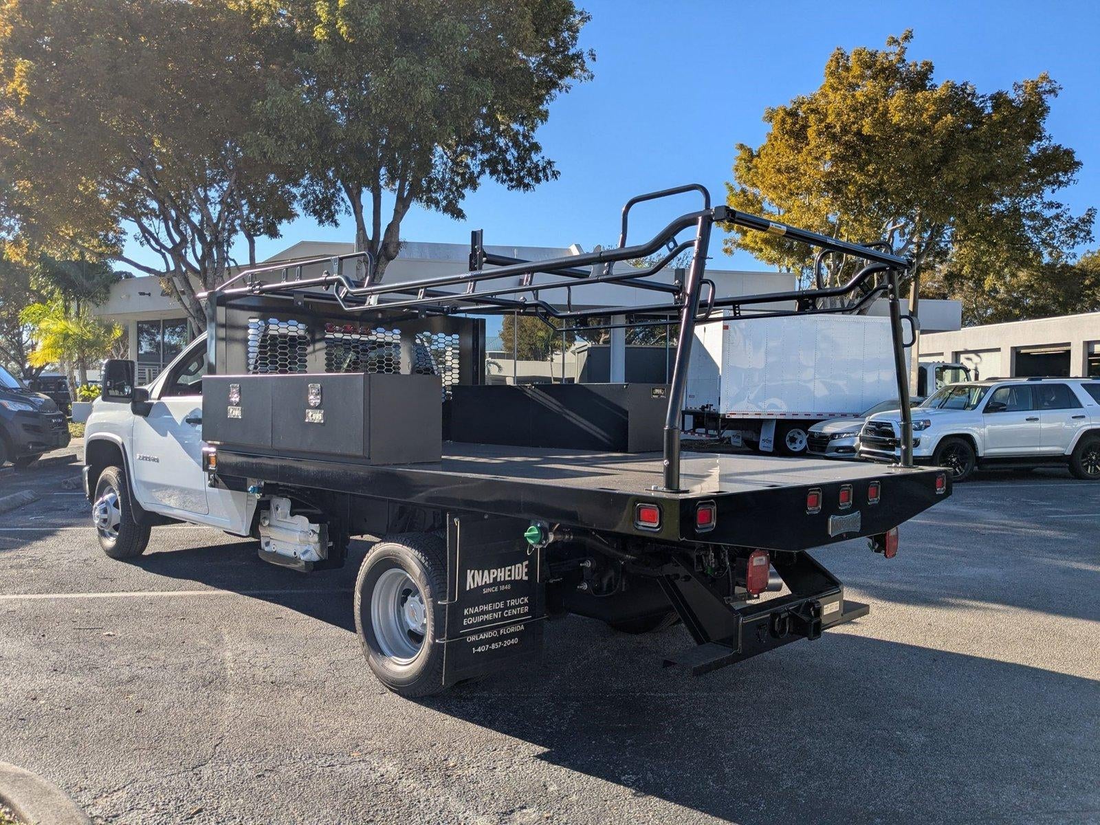 2025 Chevrolet Silverado 3500 HD Chassis Cab Work Truck