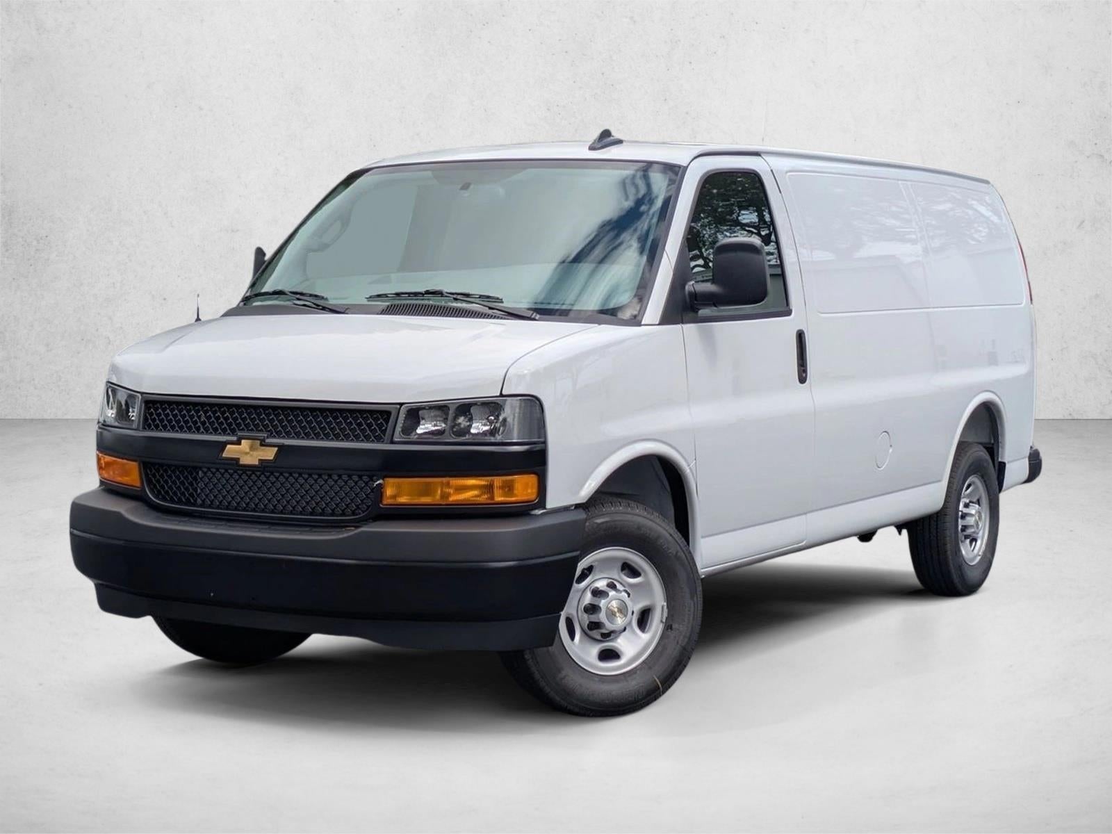 2025 Chevrolet Express Cargo Base
