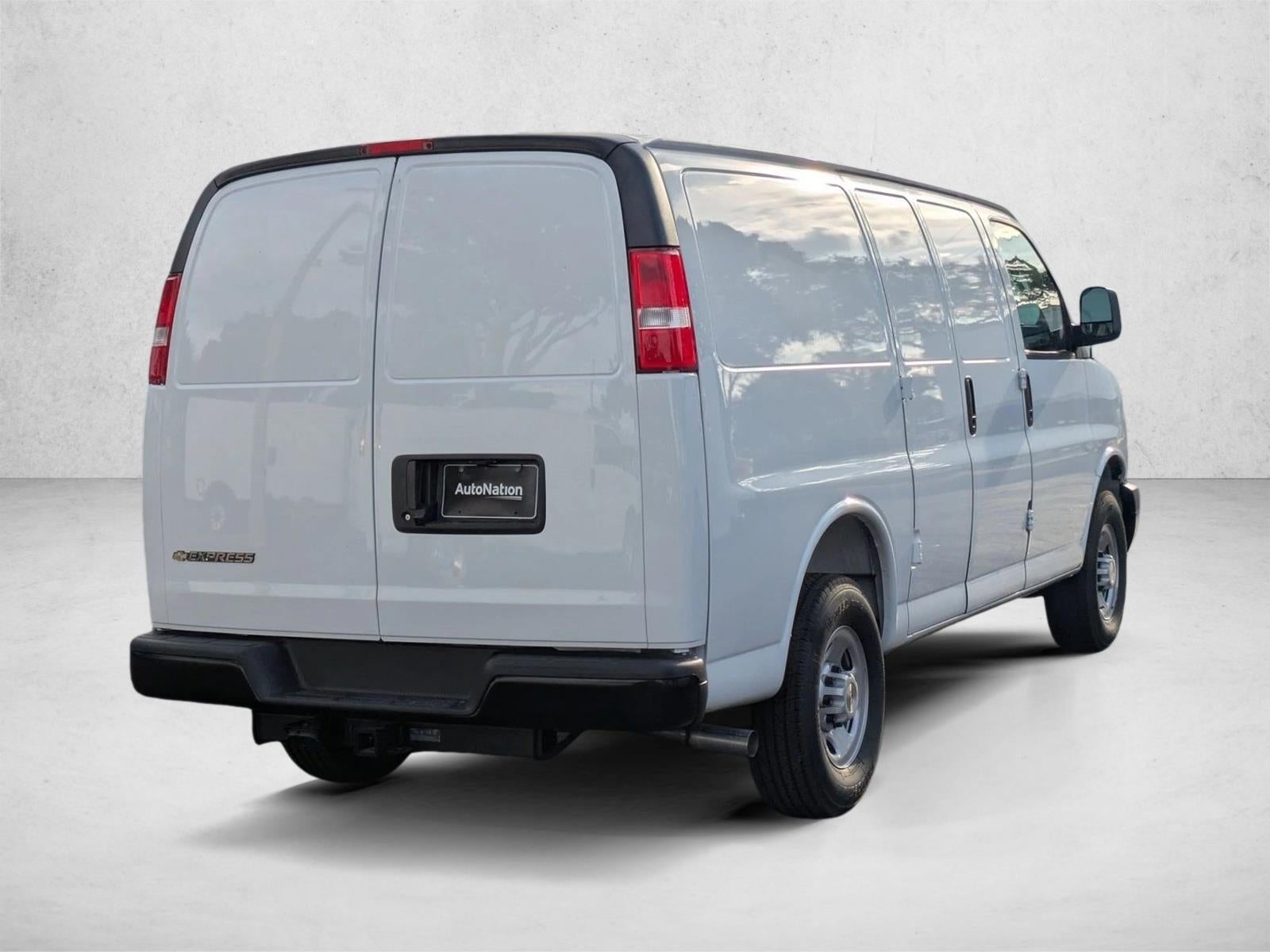 2025 Chevrolet Express Cargo 2500 Base