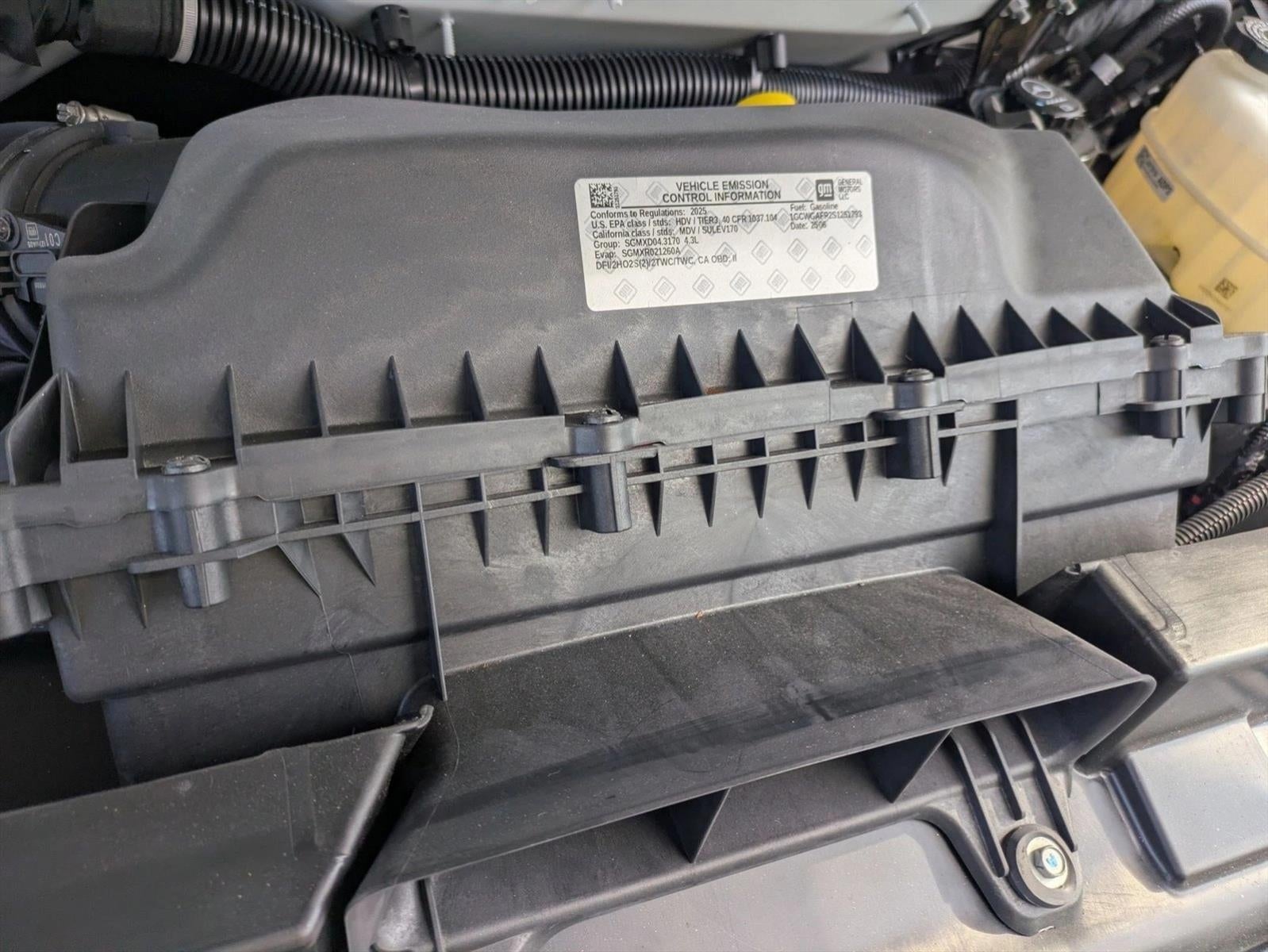 2025 Chevrolet Express Cargo Base