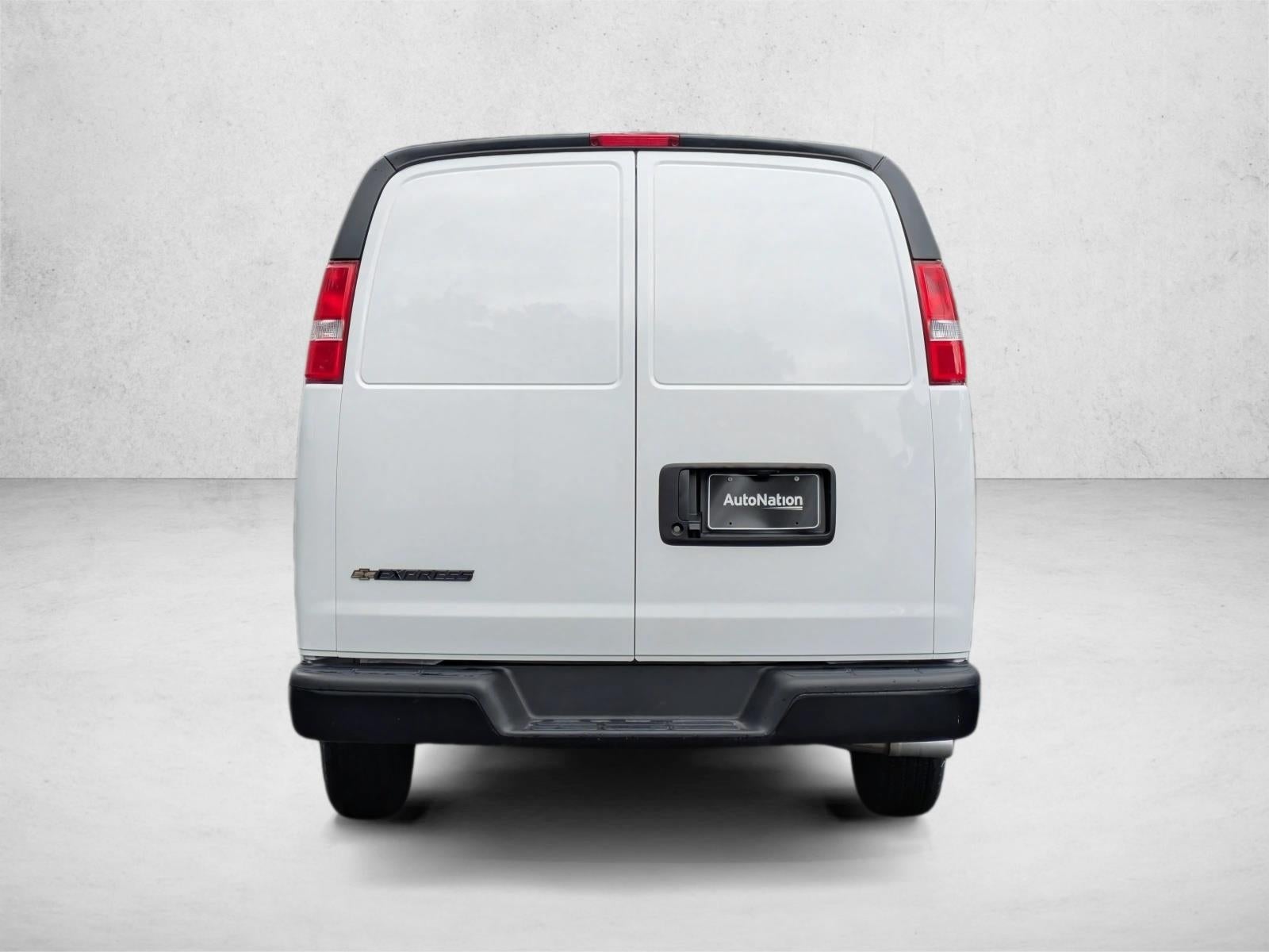 2025 Chevrolet Express Cargo Base
