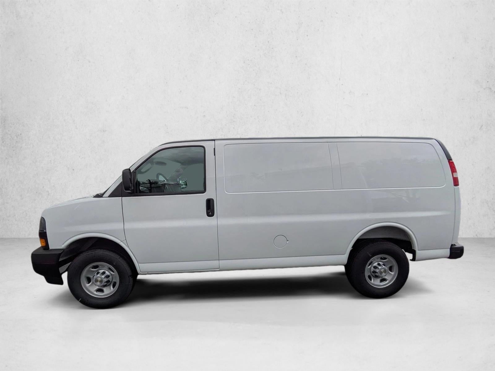 2025 Chevrolet Express Cargo Base