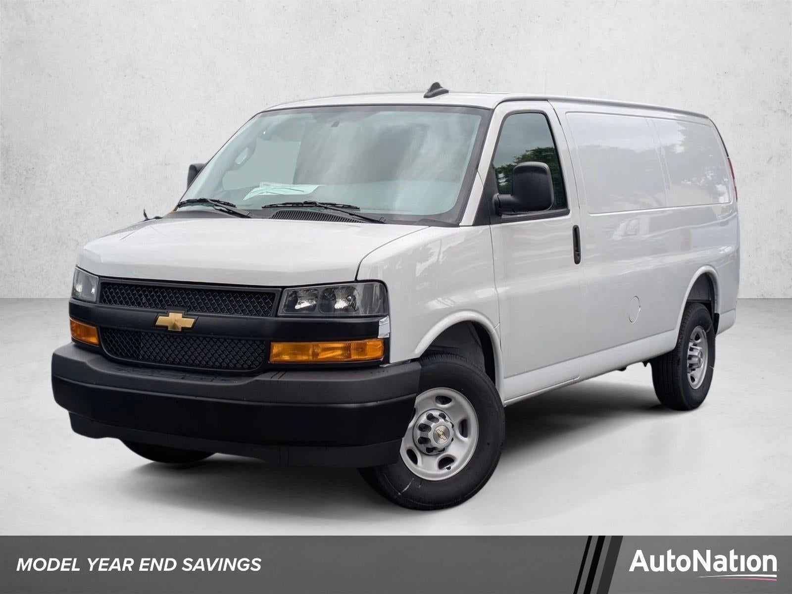 2025 Chevrolet Express Cargo Base