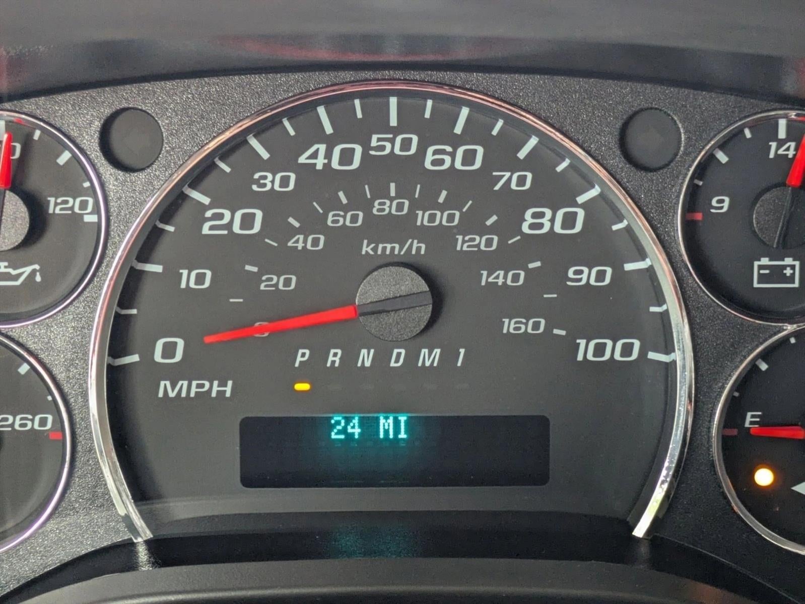 2025 Chevrolet Express Cargo Base