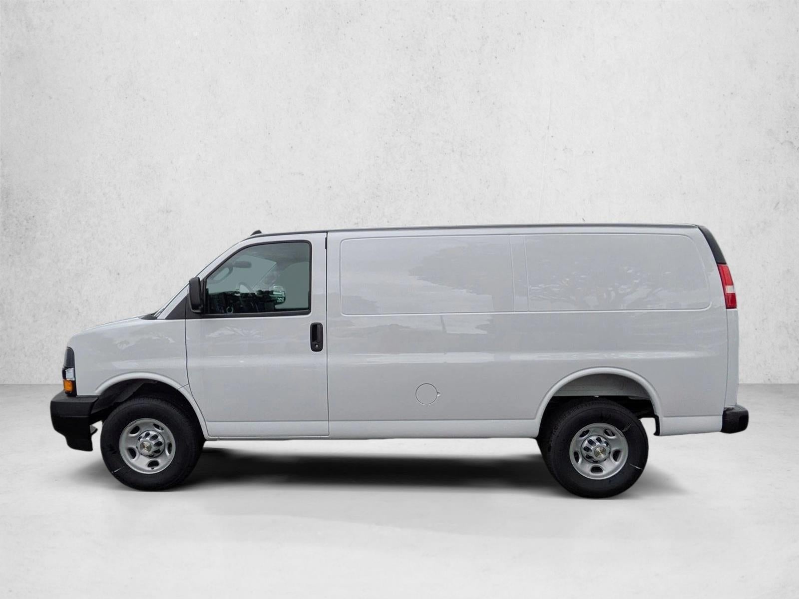 2025 Chevrolet Express Cargo Base
