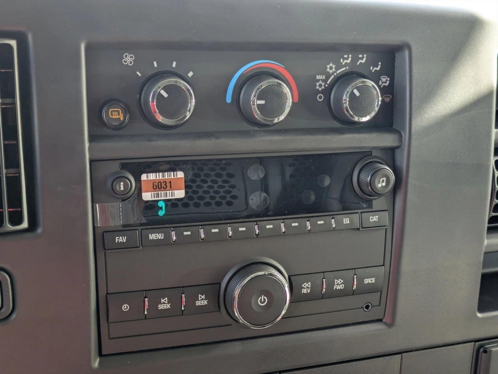 2025 Chevrolet Express Cargo Base
