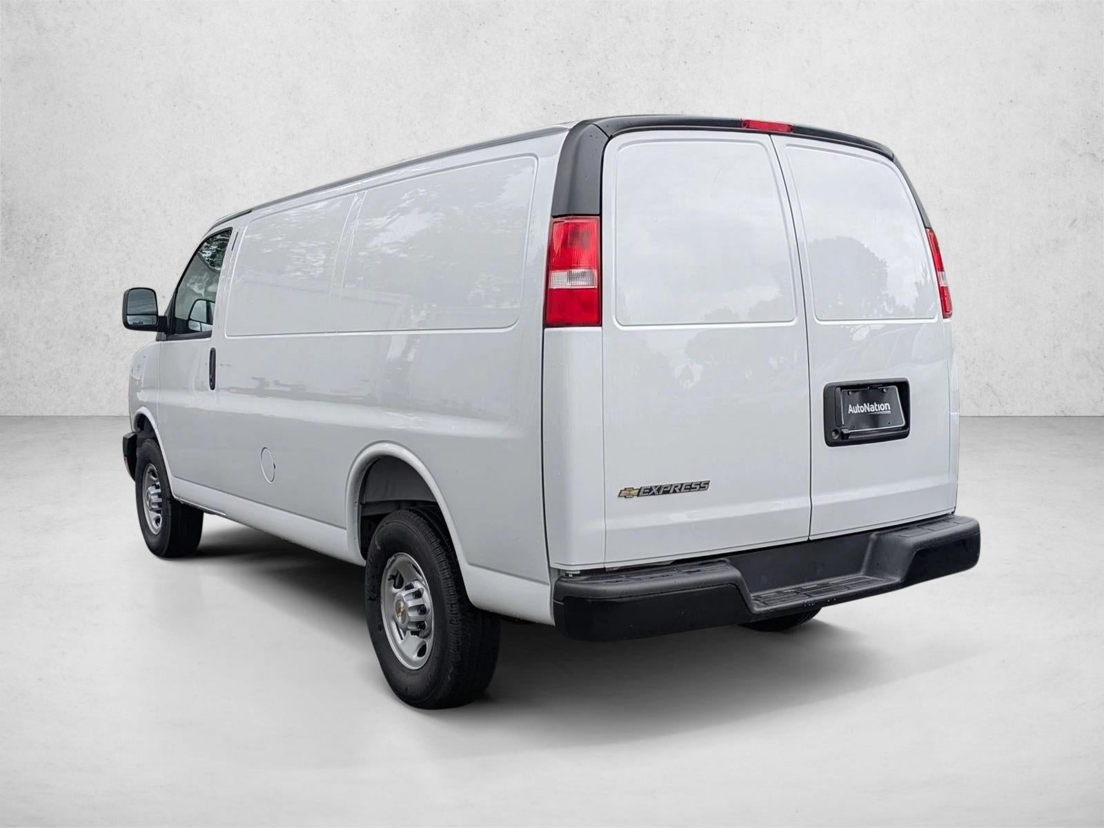 2025 Chevrolet Express Cargo Base