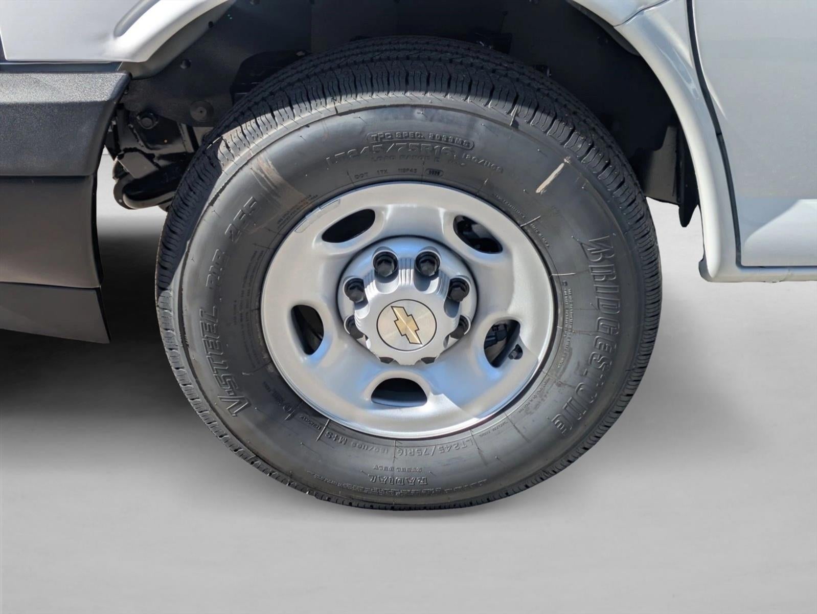 2026 Chevrolet Express Cargo Base