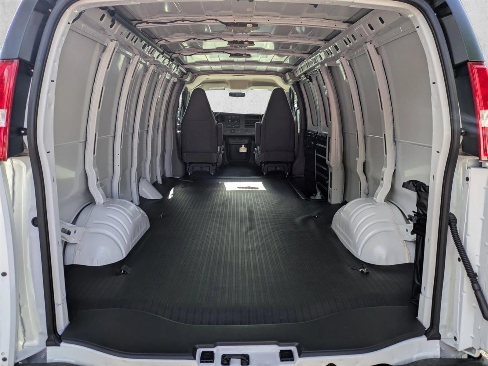 2025 Chevrolet Express Cargo Base