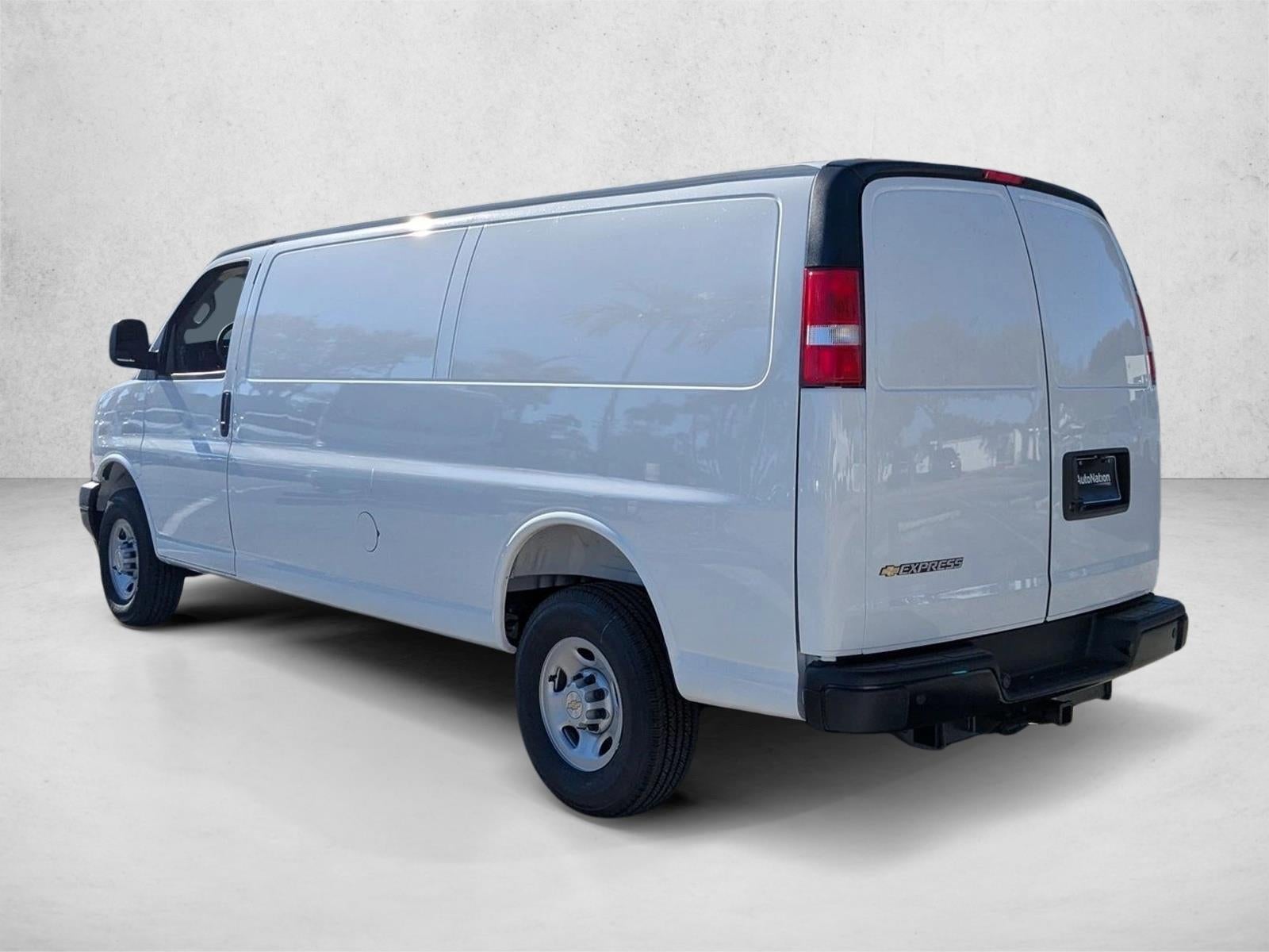 2025 Chevrolet Express Cargo 2500 Base