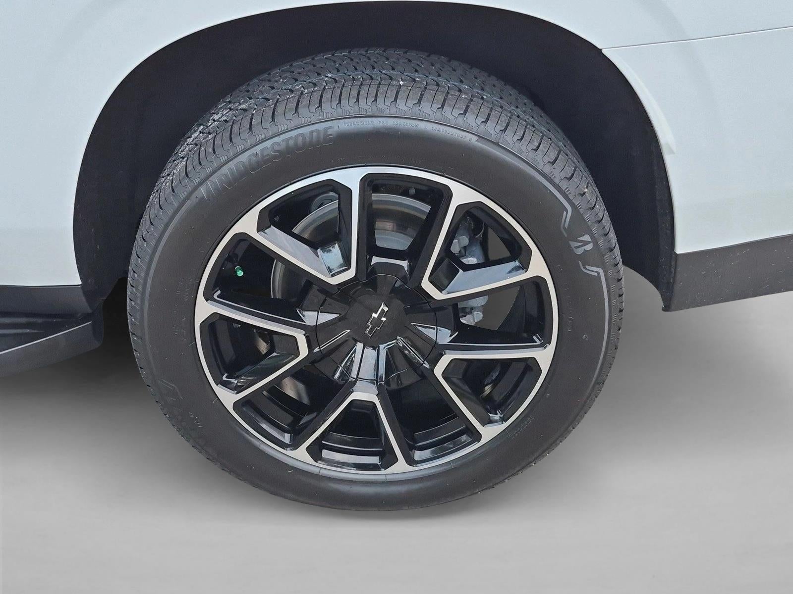 2024 Chevrolet Suburban RST - Photo 22