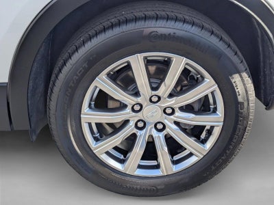 2022 Cadillac XT4 Premium Luxury