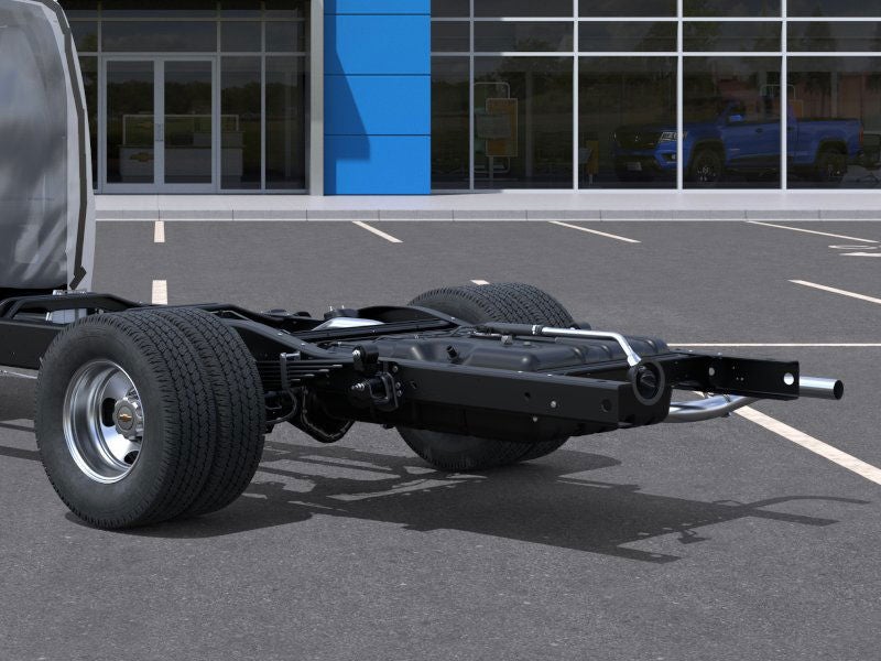 2025 Chevrolet Express Cutaway 3500 Base