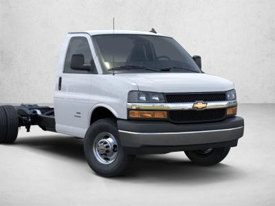 2026 Chevrolet Express Cutaway 3500 Base