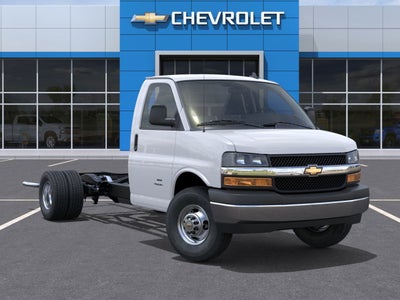 2026 Chevrolet Express Cutaway 3500 Base