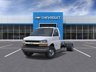 2026 Chevrolet Express Cutaway 3500 Base