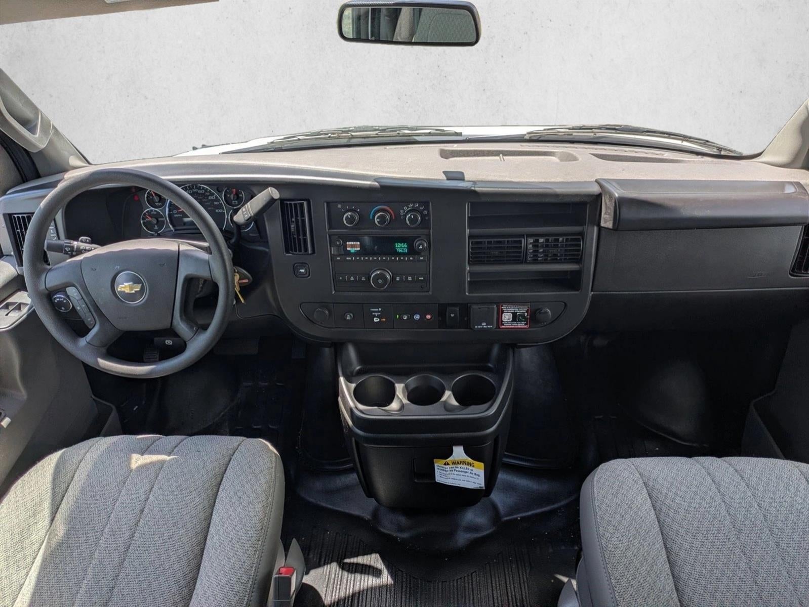2025 Chevrolet Express Cutaway 3500 Base