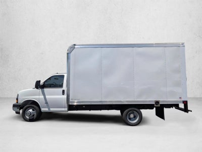 2025 Chevrolet Express Cutaway 3500 Base