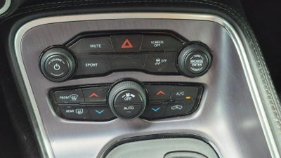 2017 Dodge Challenger Base