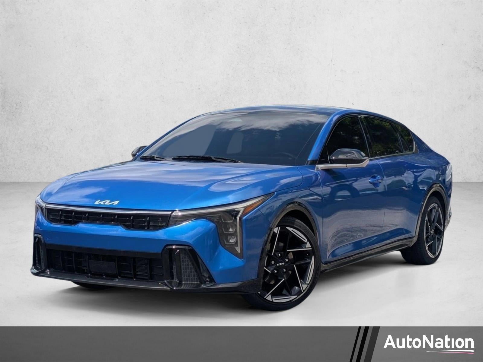 2025 Kia K4 GT-Line AT's photo