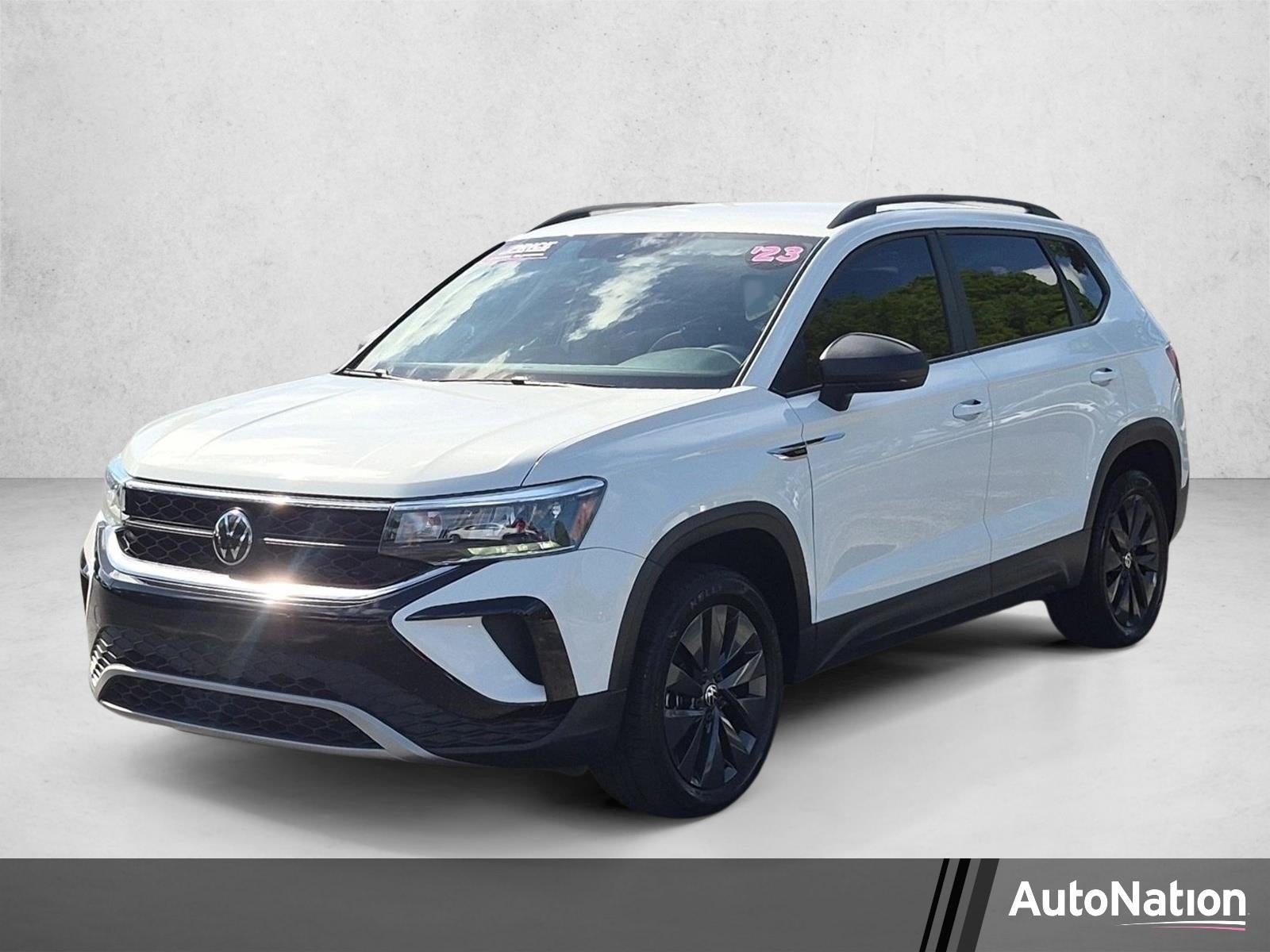 2023 Volkswagen Taos 1.5T S's photo