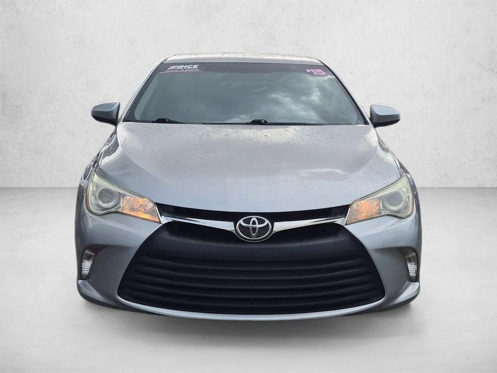 Used 2015 Toyota Camry LE with VIN 4T4BF1FK6FR483941 for sale in Greenacres, FL