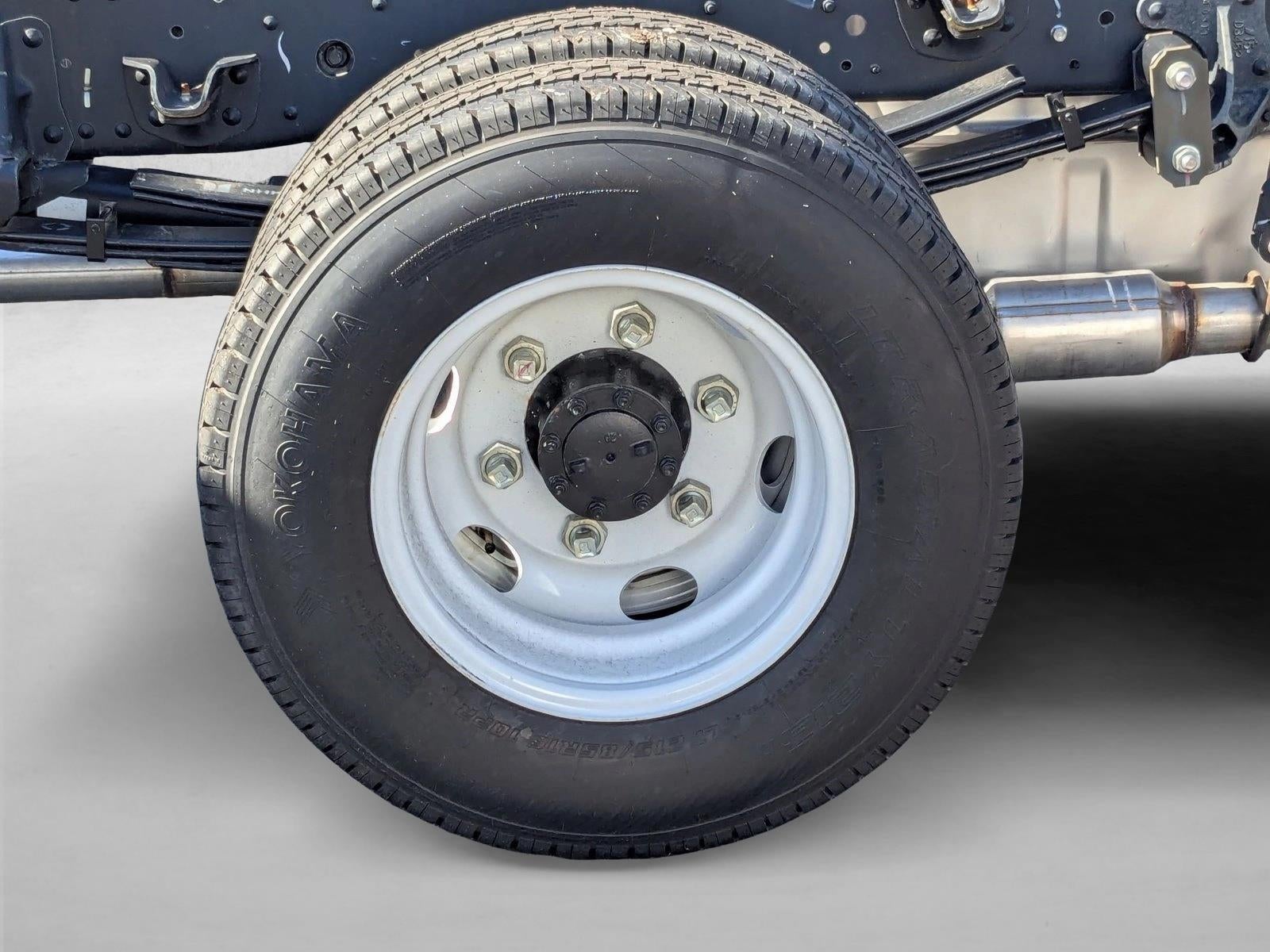 2025 Chevrolet Low Cab Forward 3500 1WT