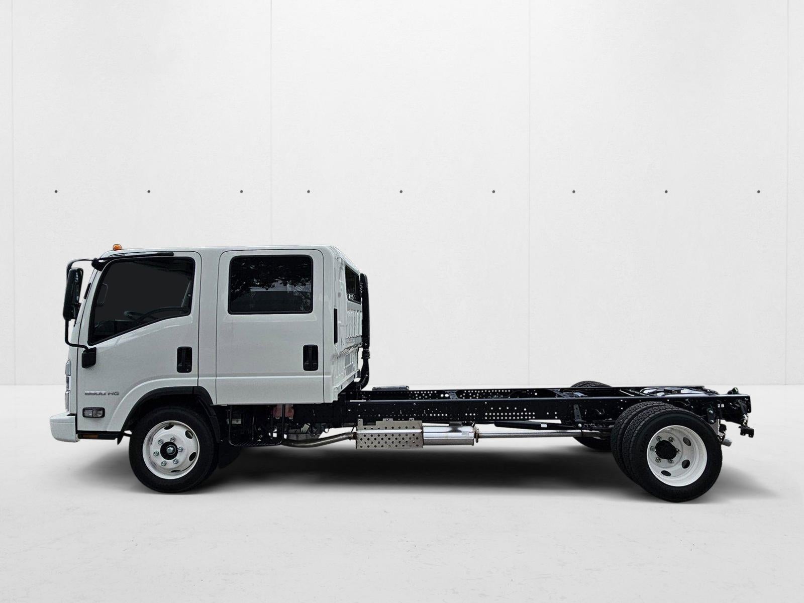 2025 Chevrolet Low Cab Forward 5500 HG NA