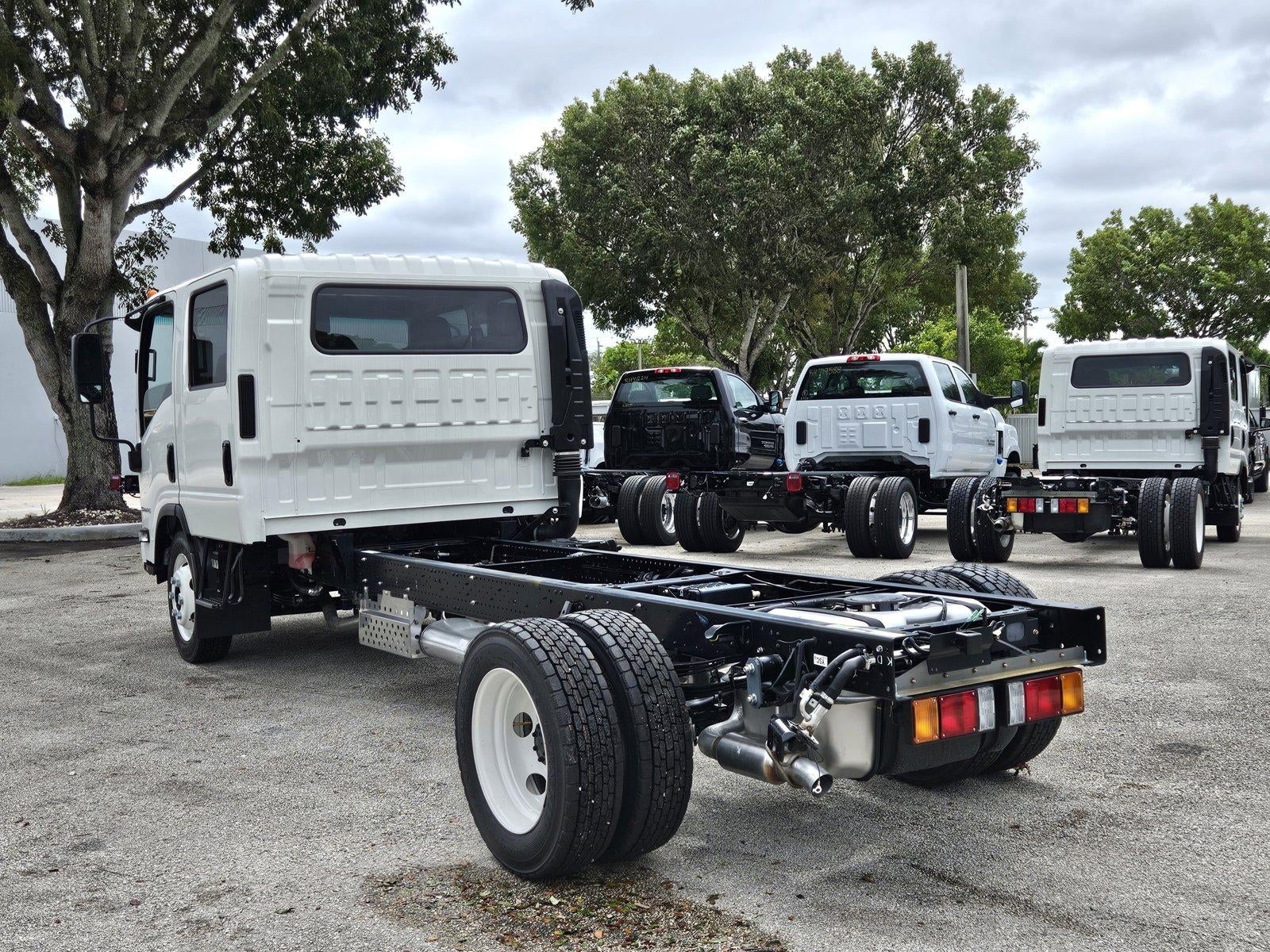 2025 Chevrolet Low Cab Forward 5500 HG NA