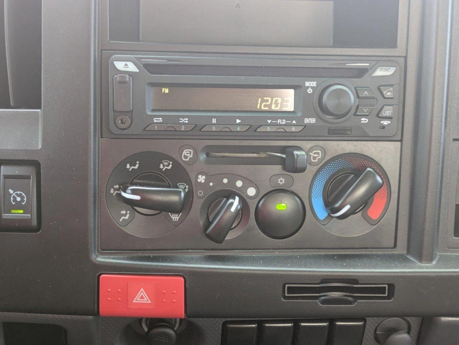 2025 Chevrolet Low Cab Forward 5500 HG NA