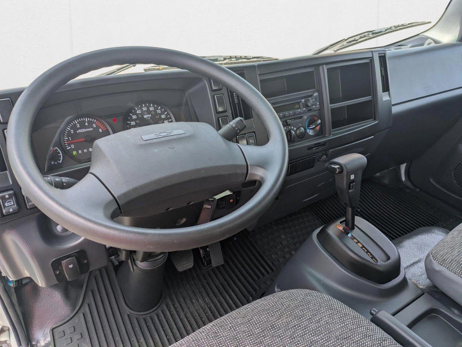 2025 Chevrolet Low Cab Forward 5500 HG NA