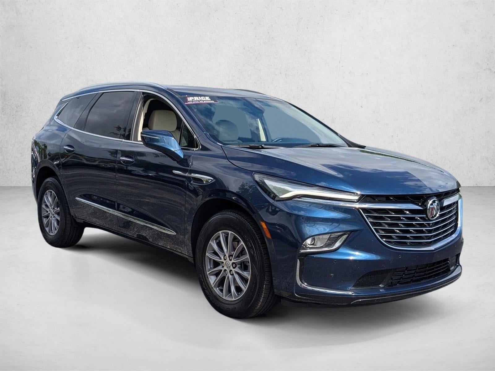 2024 Buick Enclave Essence
