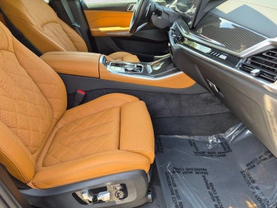 2025 BMW X5 M60i